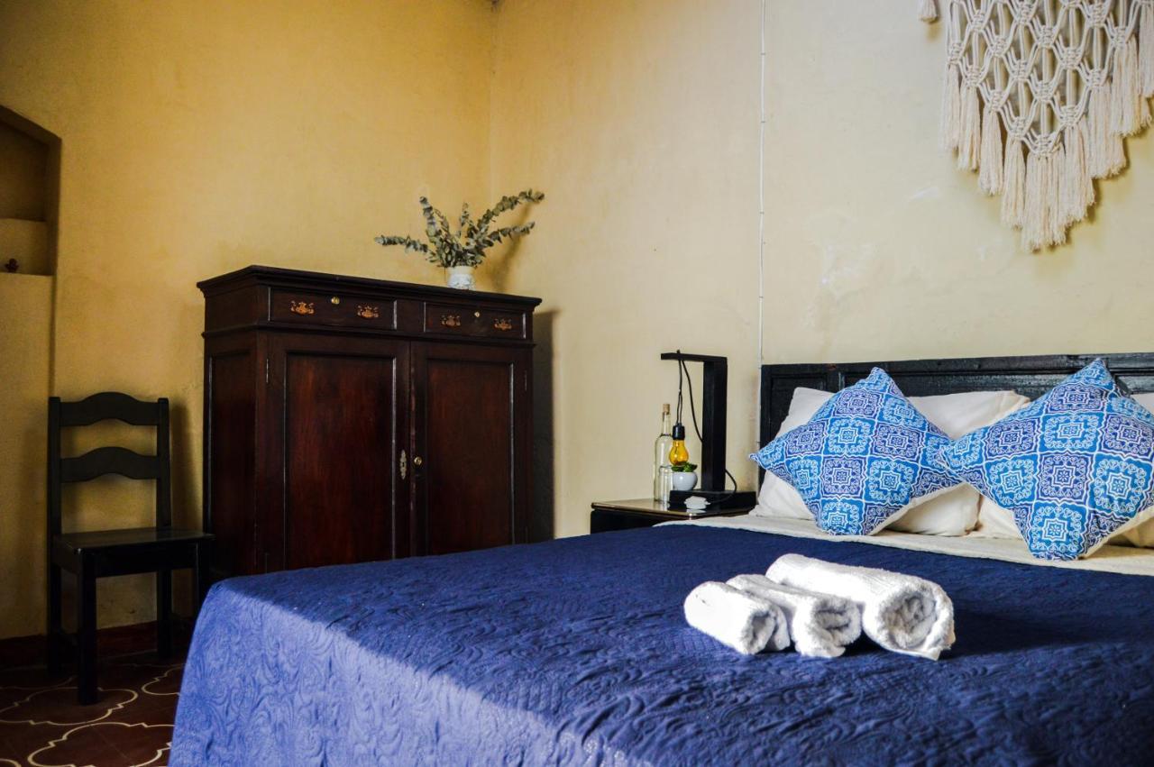 Ave Del Paraiso Guest House Antigua Екстер'єр фото
